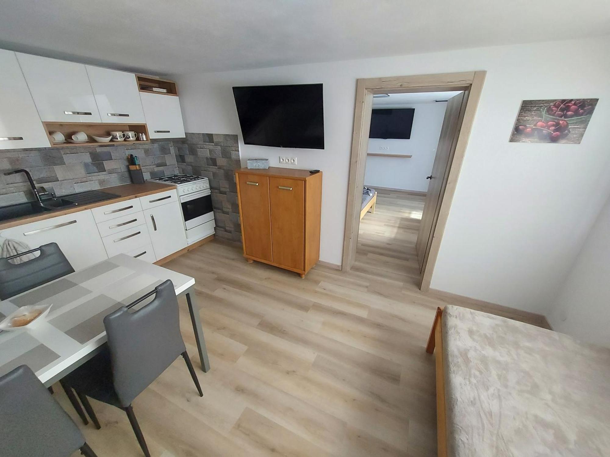 U Mna Doma Apartamento Lucatin Exterior foto